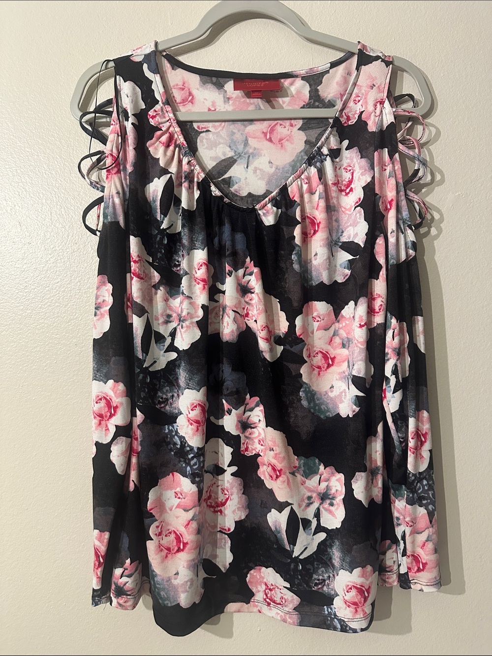 Jennifer Lopez Women’s Cold-Shoulder Floral Top - Pink/Black Sz 0X